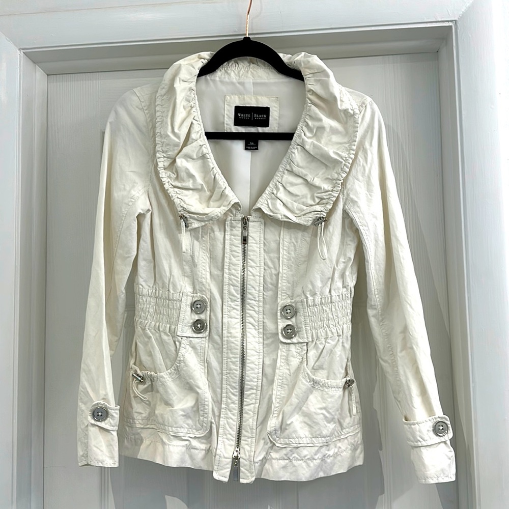WHBM Lightweight White Windbreaker Rain Utility Jacket size XS
